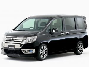 Honda Stepwgn Spada by Modulo 2013 года